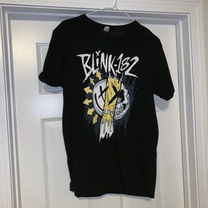 Blink 182 Smile Skull Band T Shirt
